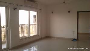 3 Bhk in greater noida west sector - 4