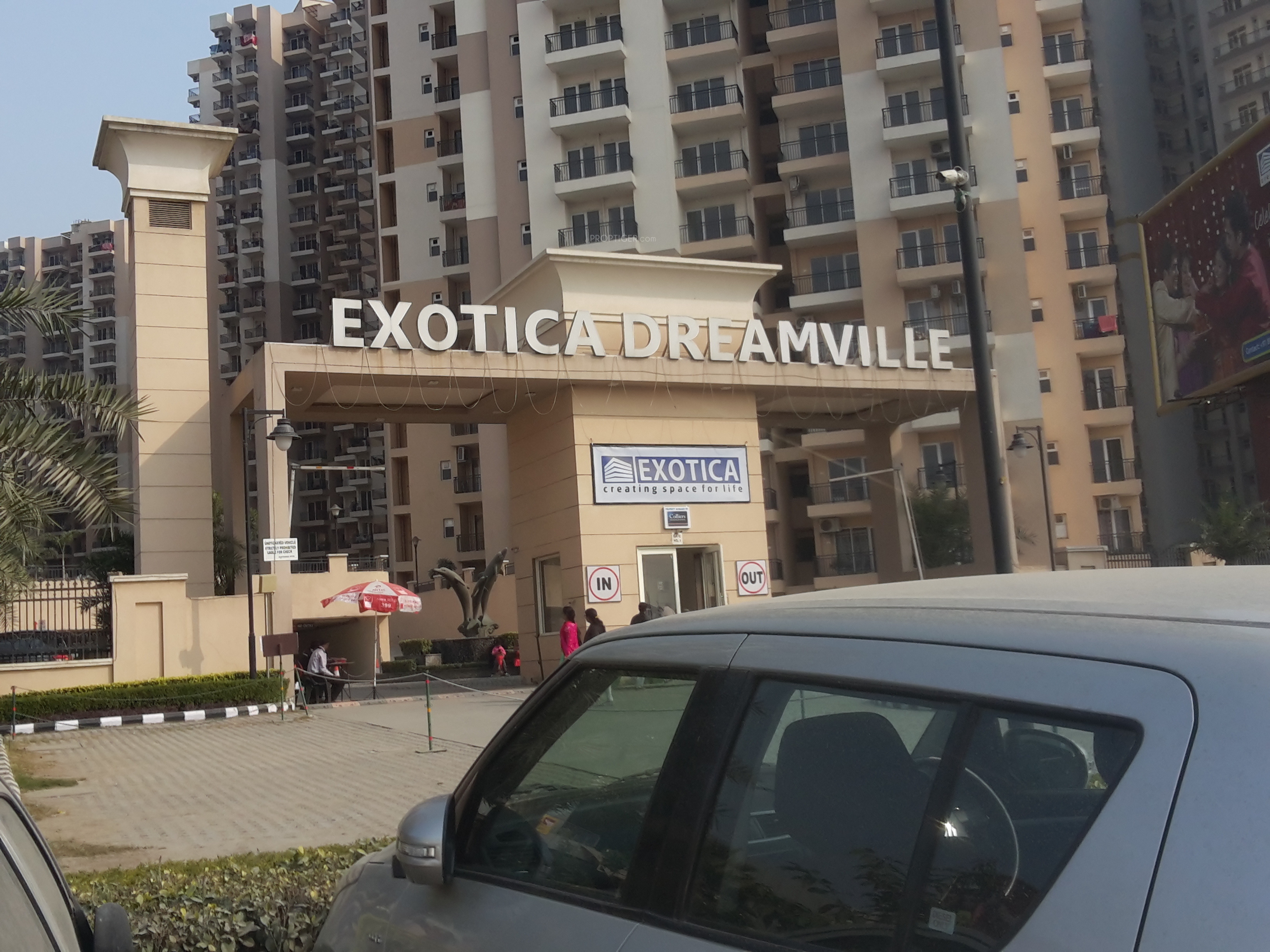 2 BHK ,Exotica Dreamville,Size 1235
